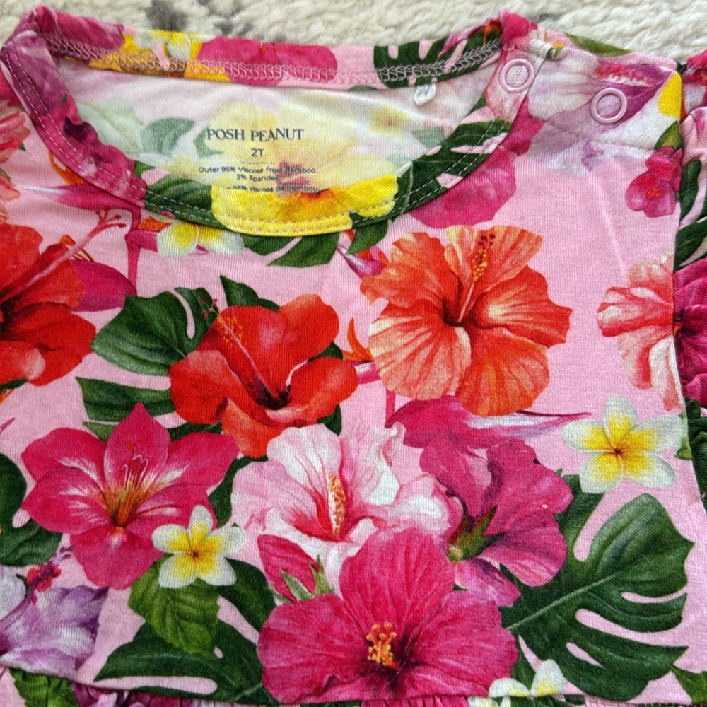 Posh Peanut Toddler Sets - 2T Tops and Bloomers - Hawaiian Prints Retired - Picture 2 of 9